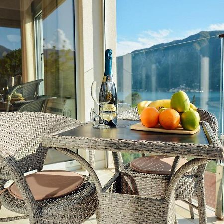 Ily Apartment With Sea View Kotor Exterior foto